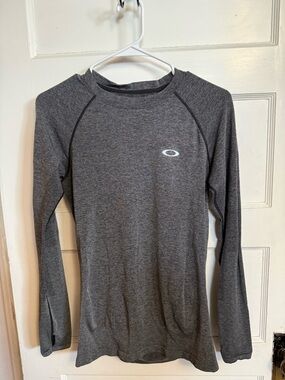 Oakley Gray Performance Tech Long Sleeve Top